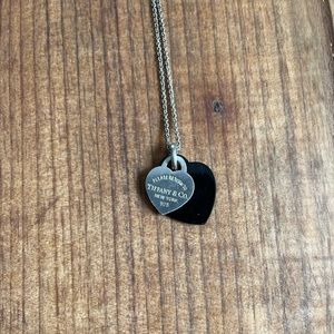 tiffany & co black and silver heart tag necklace